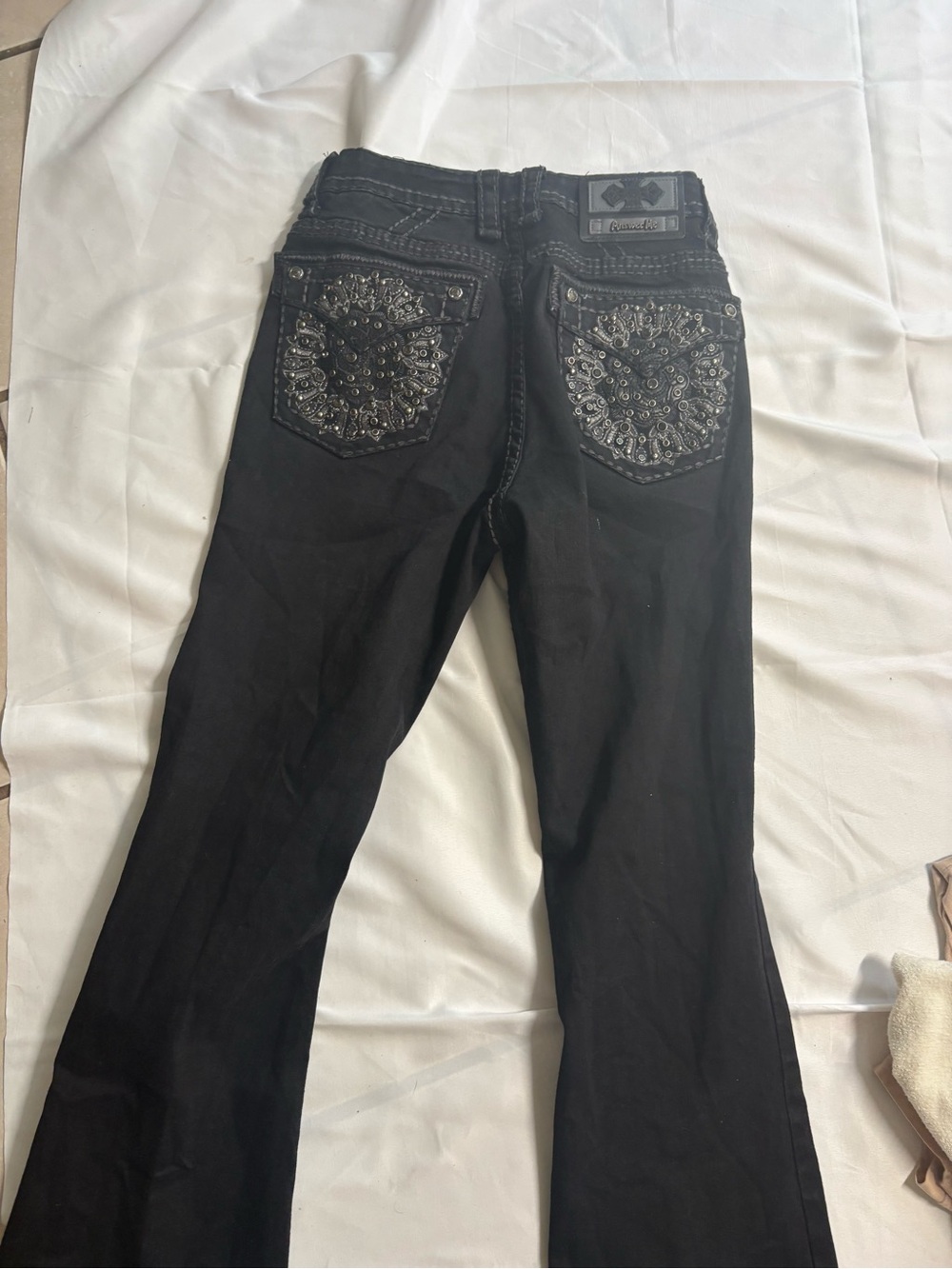 Answer me size 5 Black Embellished Back-Pocket Women’s Jeans